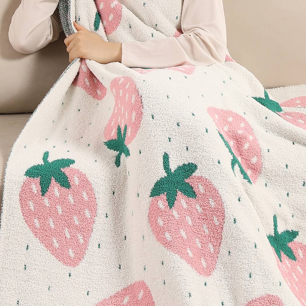 Strawberry Pattern Sherpa Throw Blanket