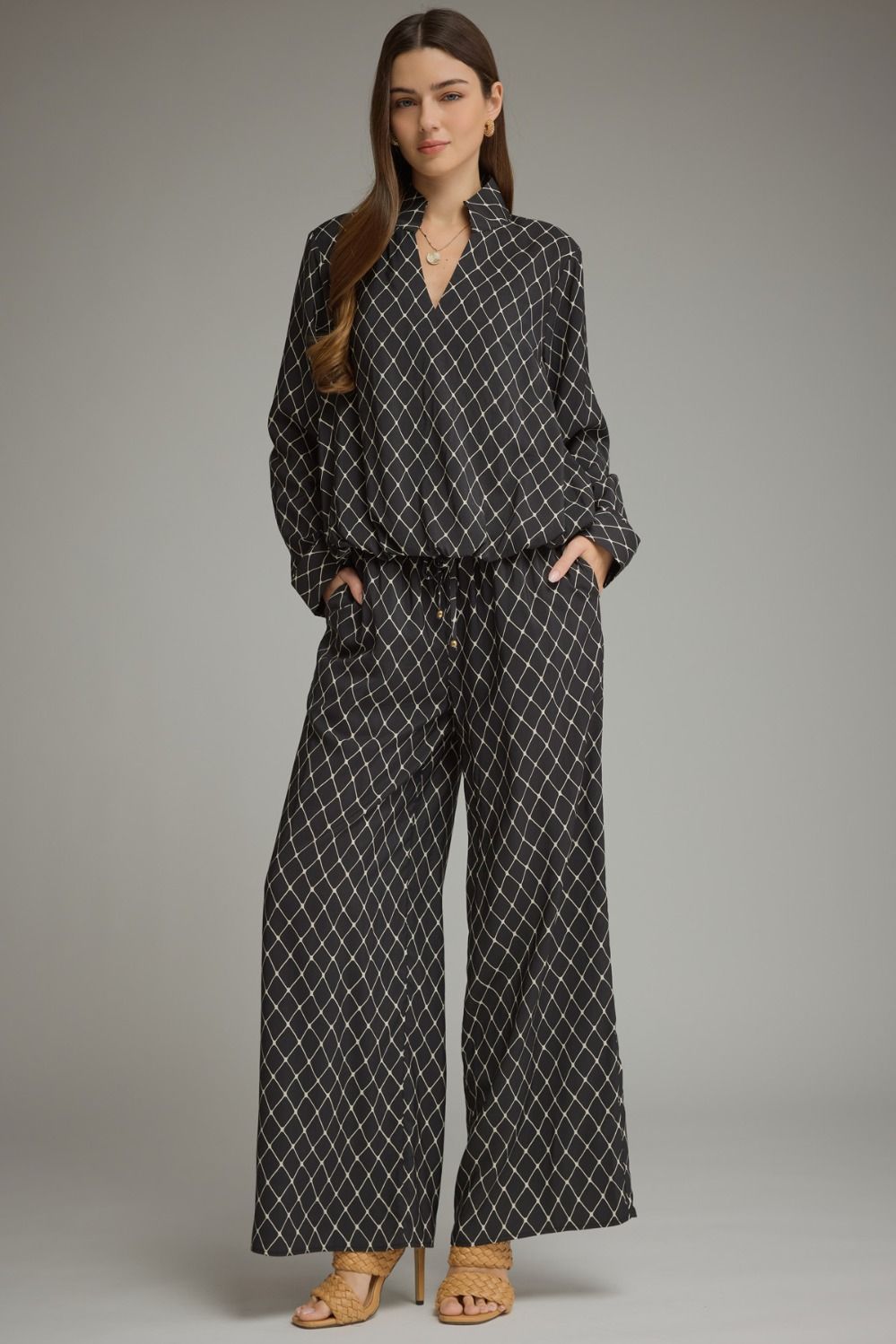 Black Geometric Print long sleeve top
