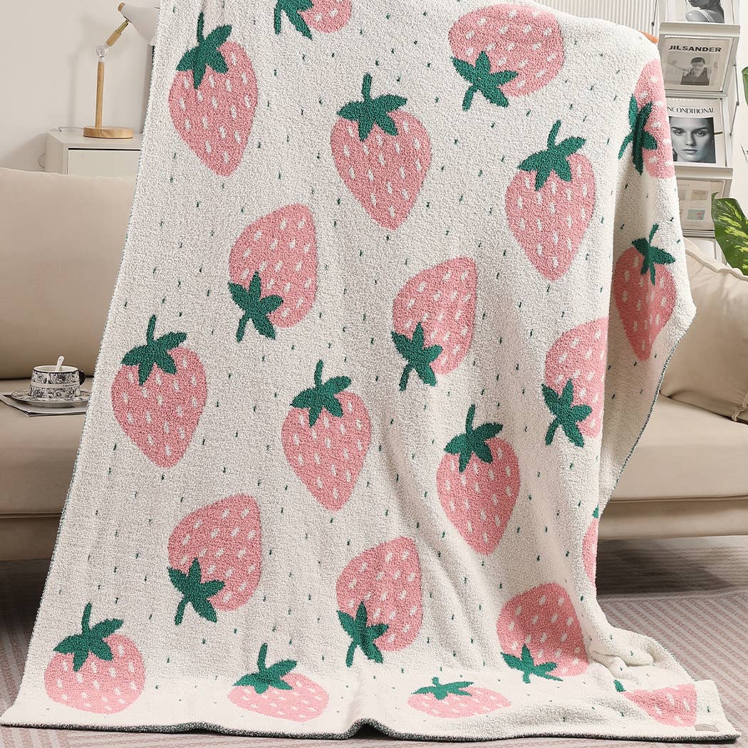 Strawberry Pattern Sherpa Throw Blanket