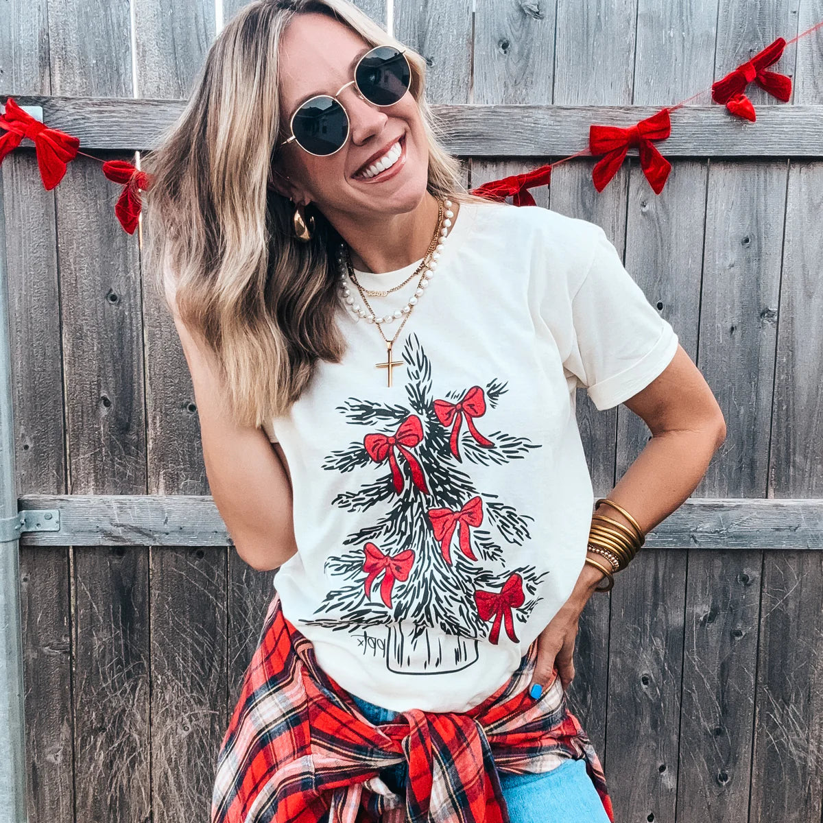 Vintage Tree with Glitter Bows