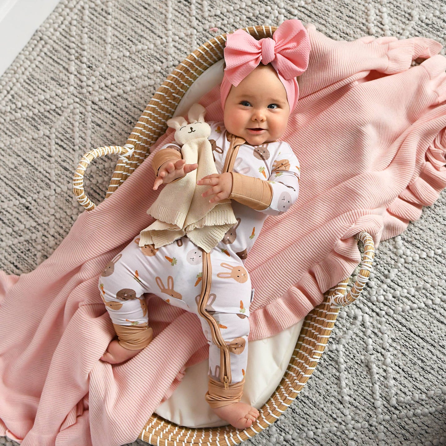 Noah ZIP Easter Bunny Bamboo 1-Piece 2way Zipper Baby Outfit