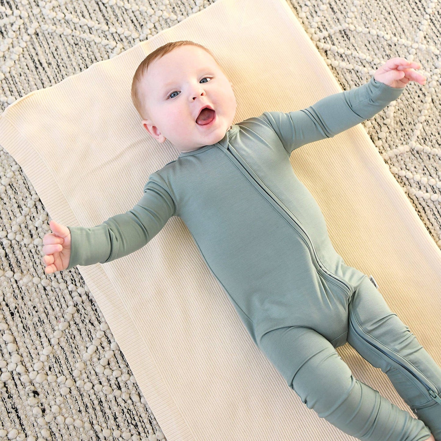 Eucalyptus ZIP Bamboo Keepsake Two Way Zipper Baby Outfit