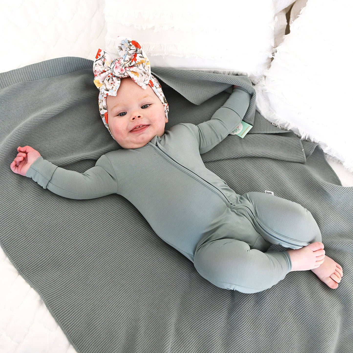 Eucalyptus ZIP Bamboo Keepsake Two Way Zipper Baby Outfit