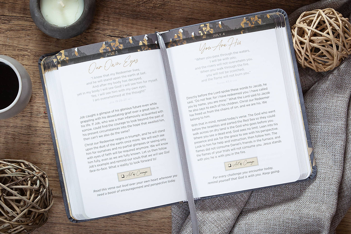365 Days of Courage (Devotional)