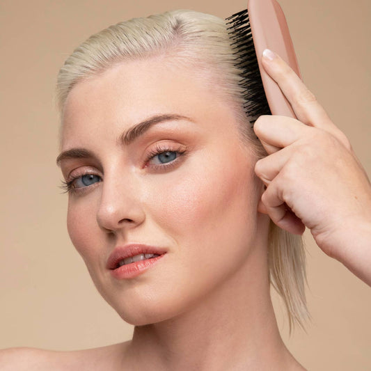 Scalp Renewal Brush in Terracotta