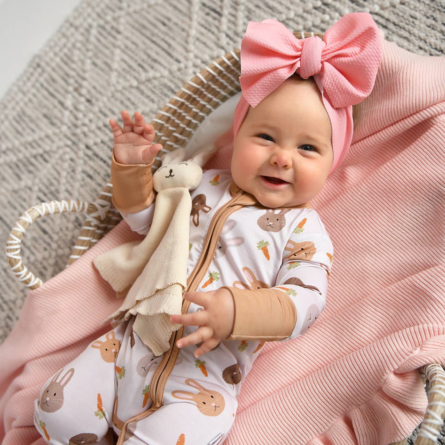 Noah ZIP Easter Bunny Bamboo 1-Piece 2way Zipper Baby Outfit