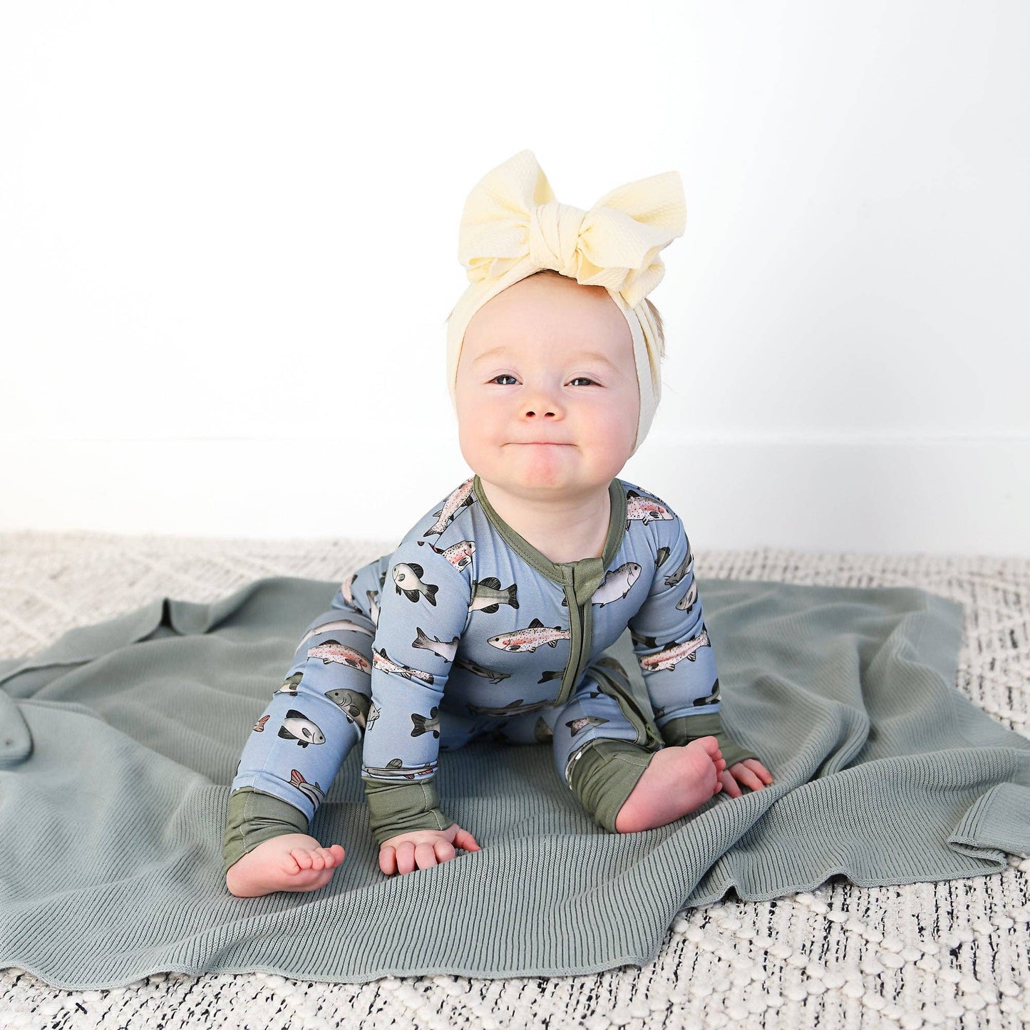 Wade ZIP Bamboo Fish One Piece Baby Outfit