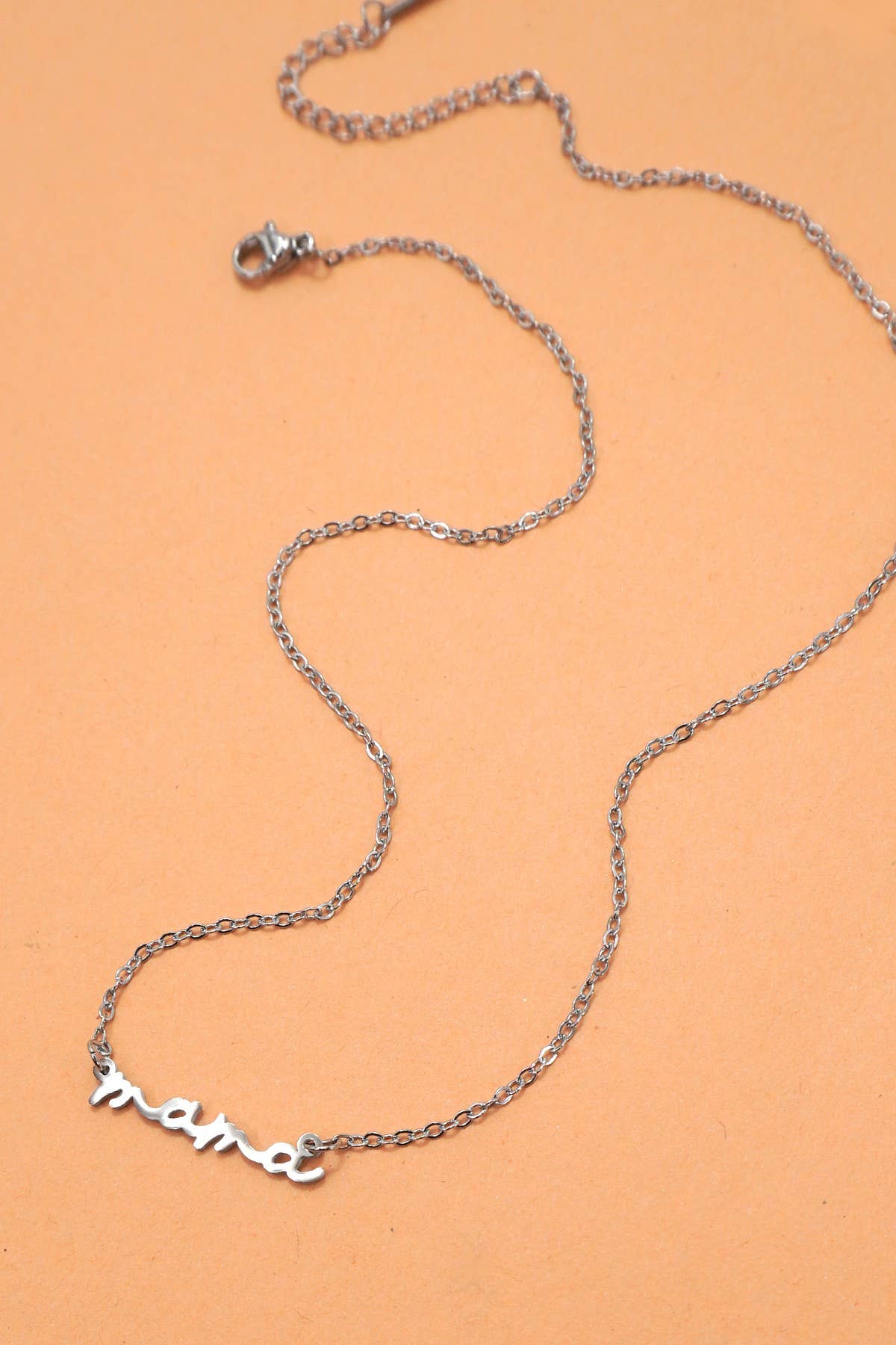 18K STAINLESS STEEL MAMA NECKLACE