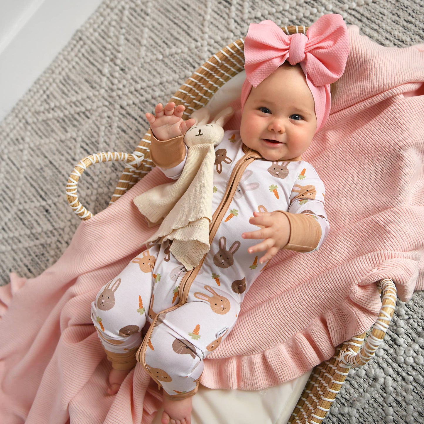 Noah ZIP Easter Bunny Bamboo 1-Piece 2way Zipper Baby Outfit