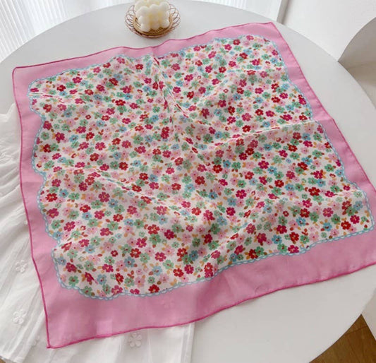 DITSY PRINT SILKY FEELING BANDANA SCARF