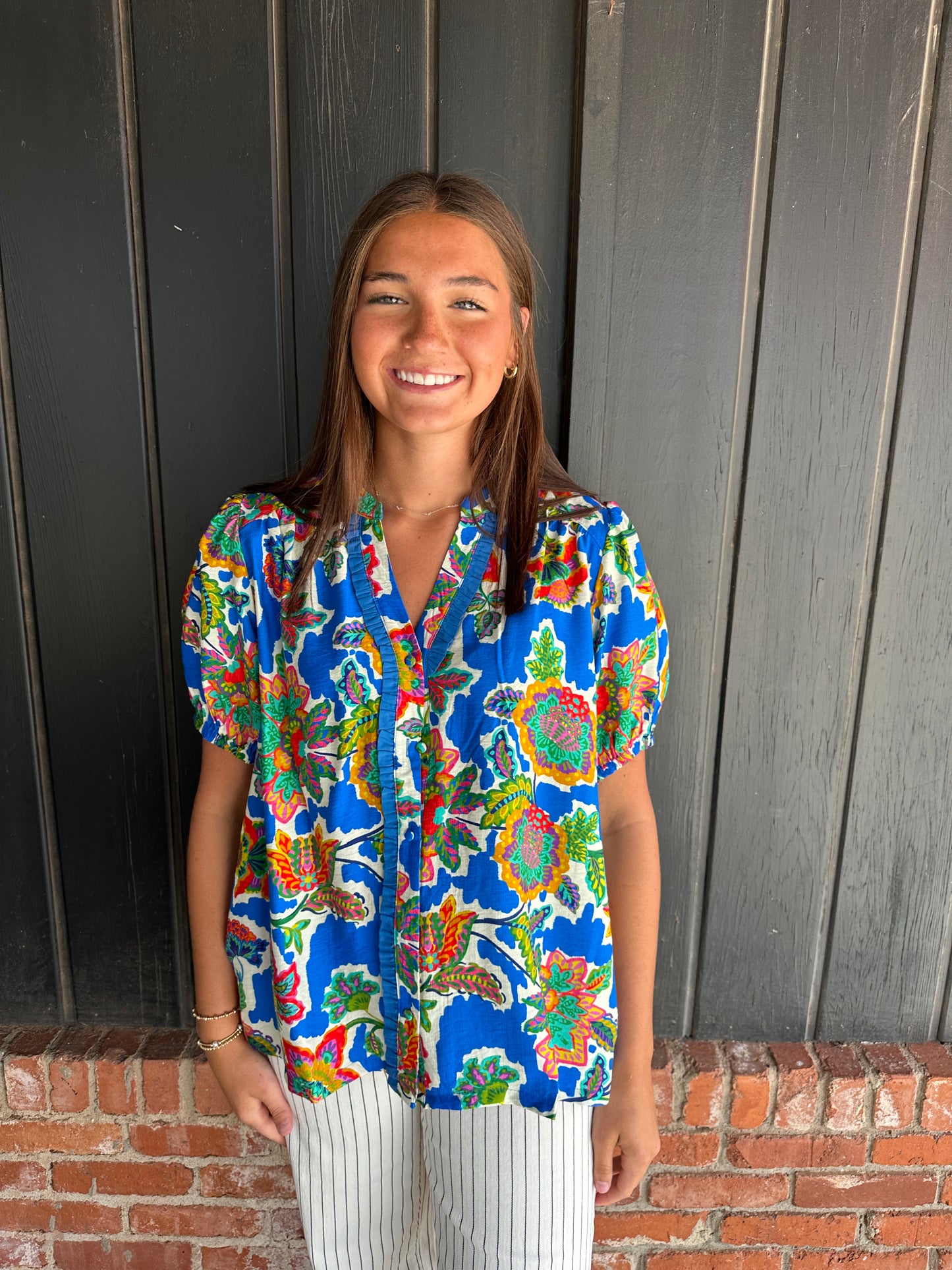 Blue floral print top