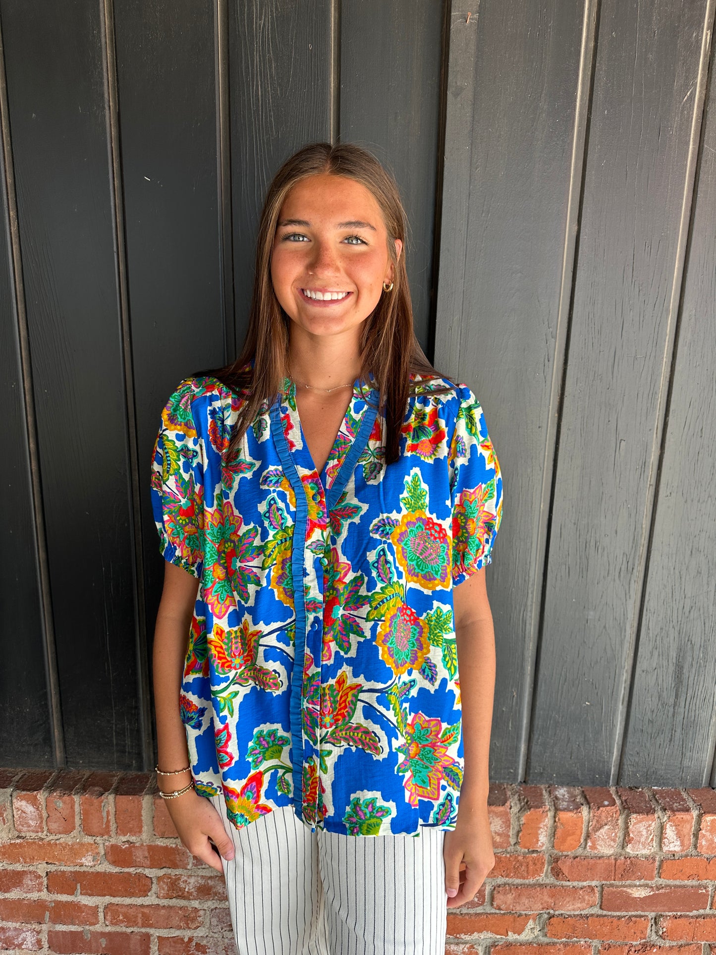 Blue floral print top