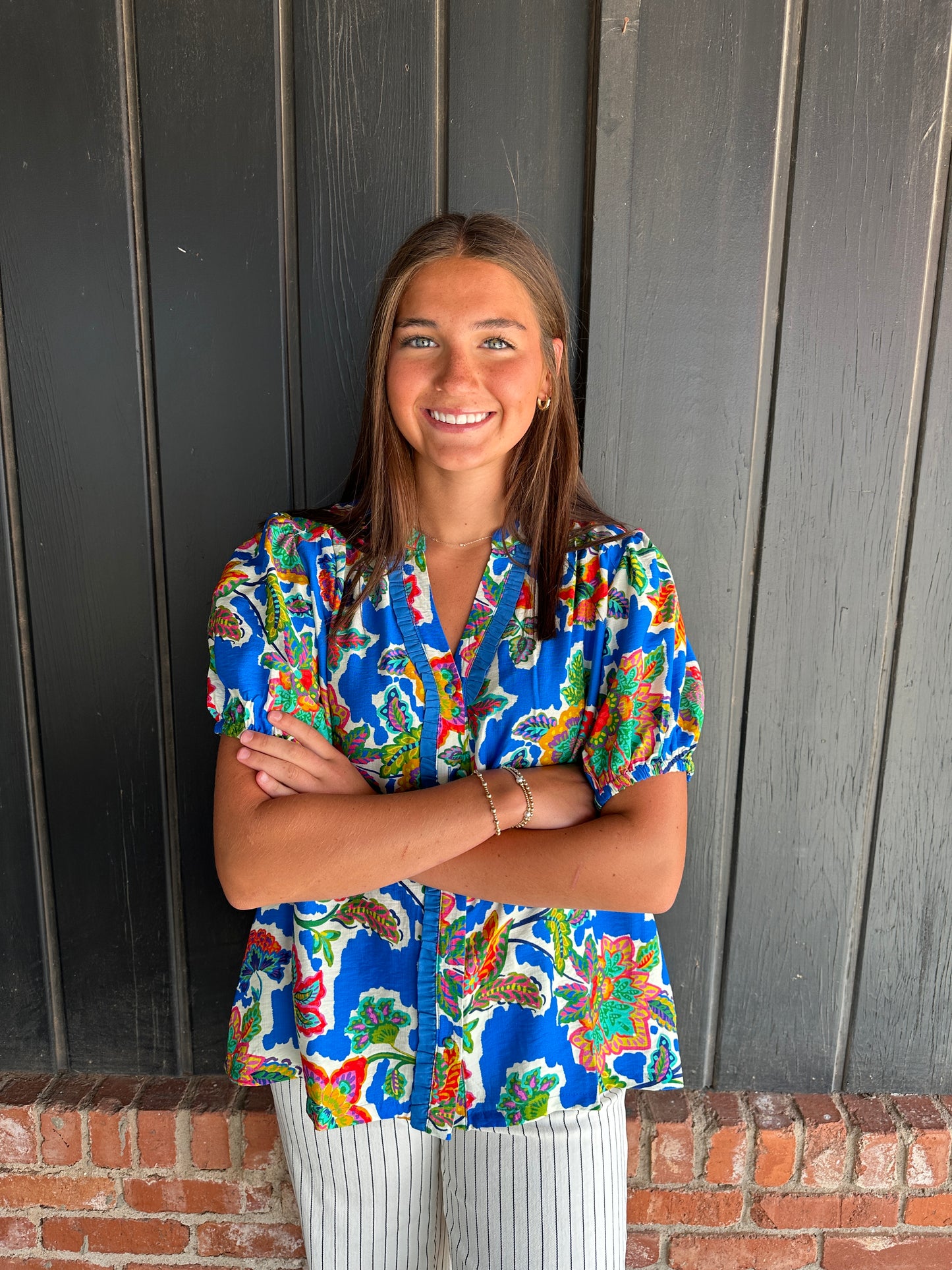 Blue floral print top