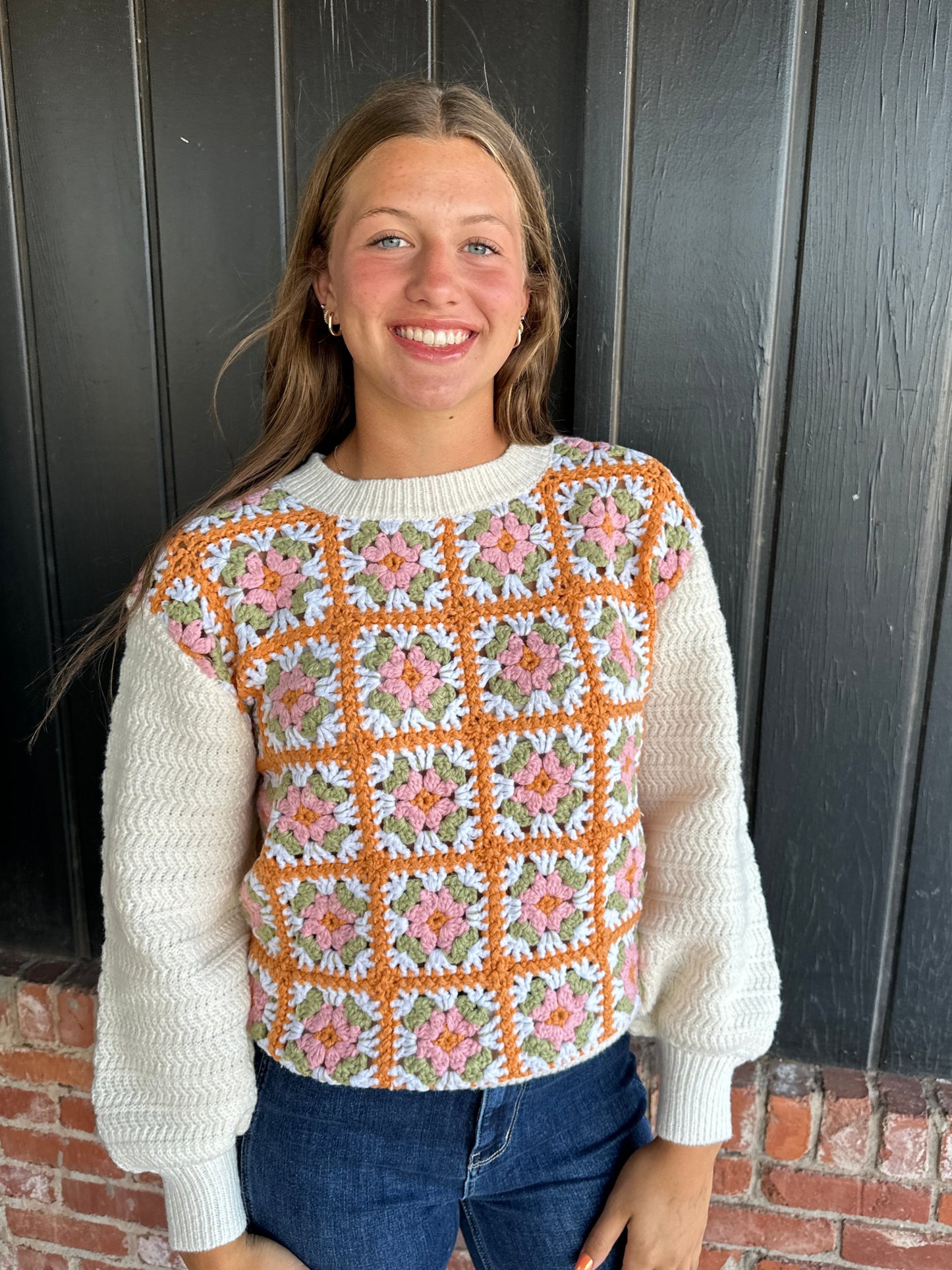 The Alyson Front flower square sweater