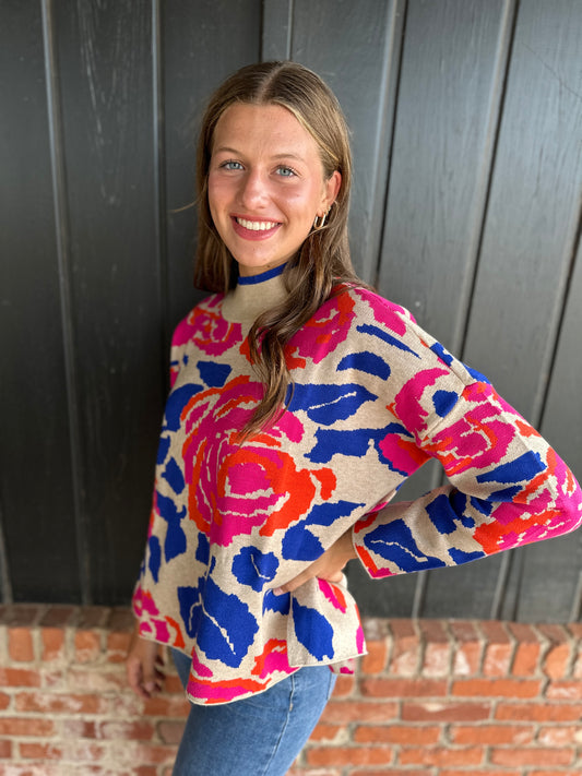 Bold Flower Print pullover top