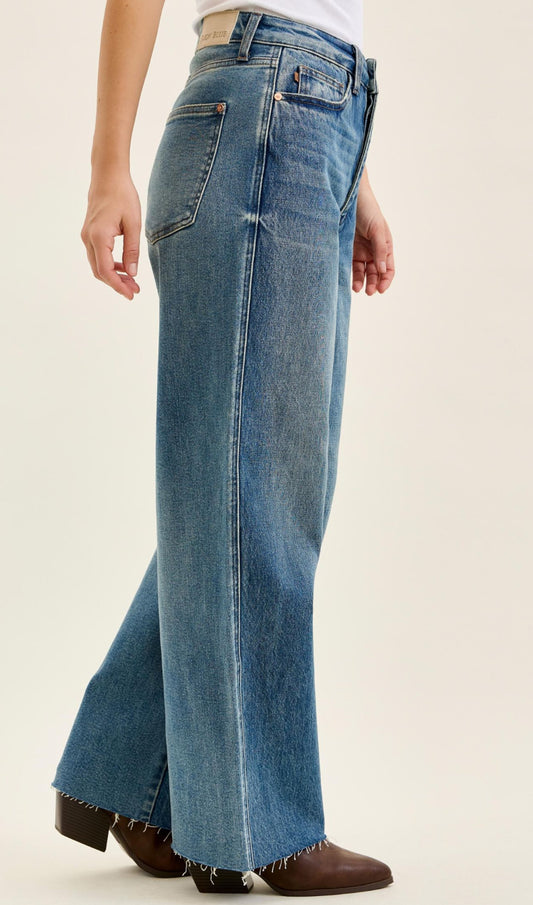 Judy Blue Wilhelmina Baggy Jeans