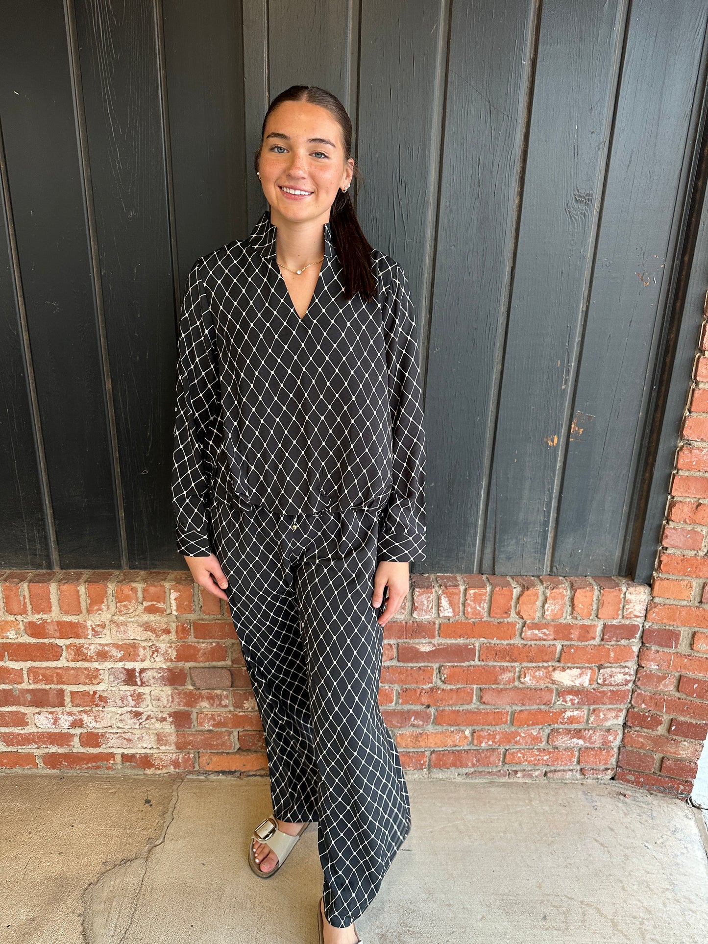Black Geometric Print long sleeve top