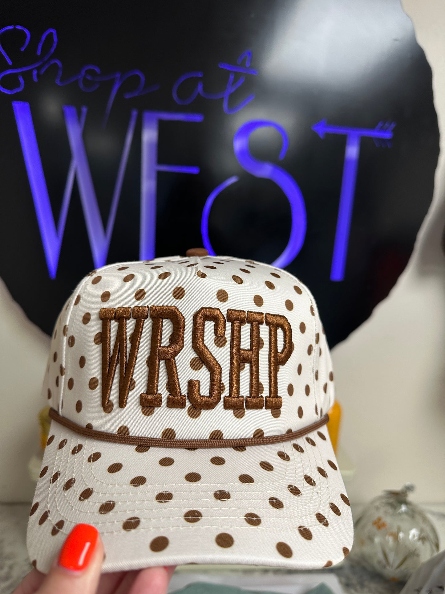 Polka Dot hat "WRSHP"