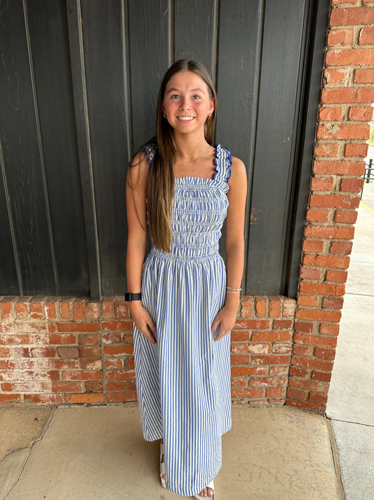 Blue Elastic ruffle shoulder strap dress