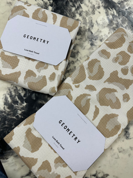 Geometry Light Leopard Luxe Bath Towel