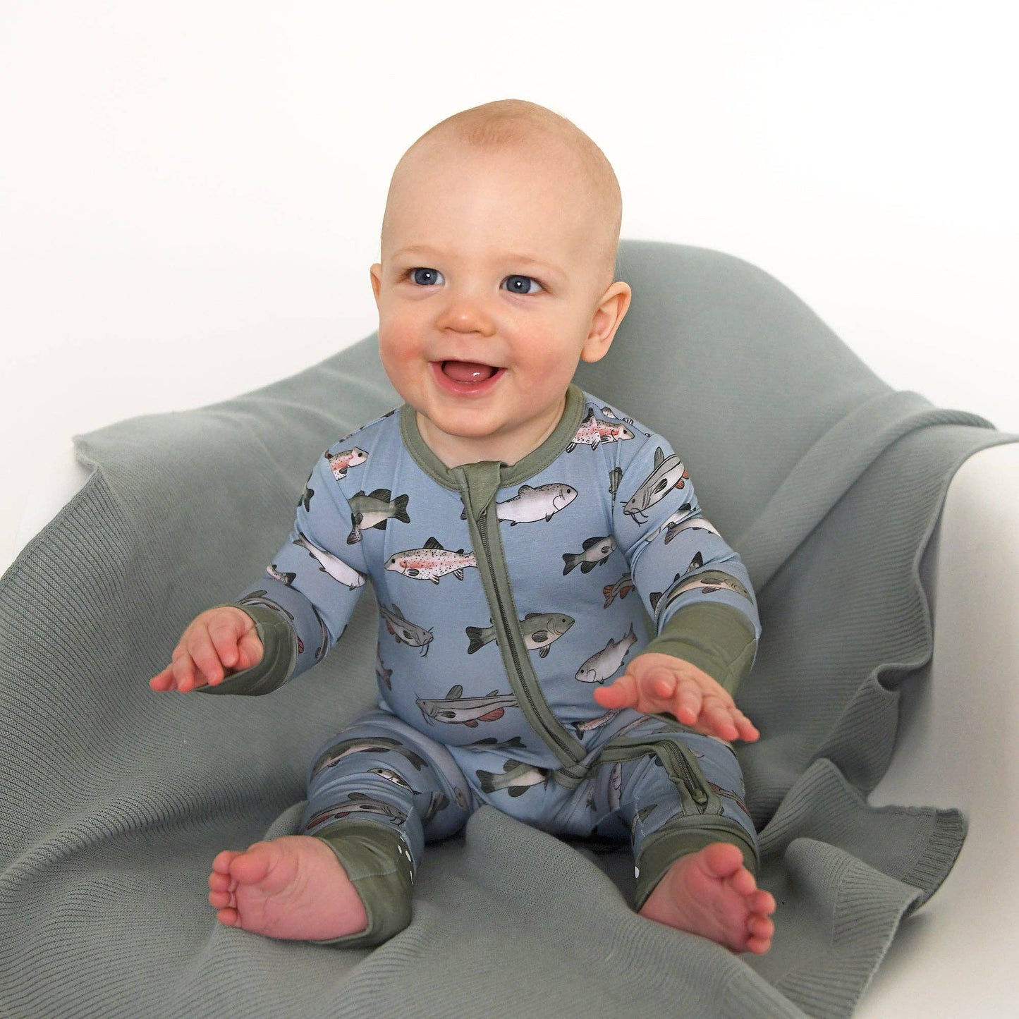 Wade ZIP Bamboo Fish One Piece Baby Outfit