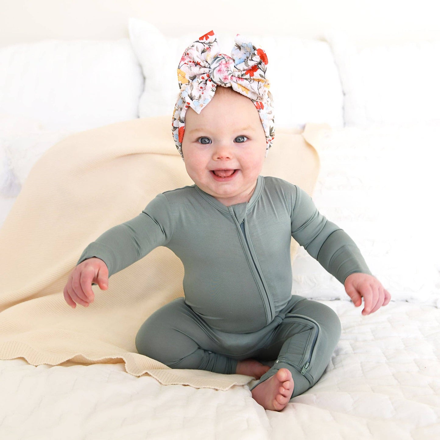 Eucalyptus ZIP Bamboo Keepsake Two Way Zipper Baby Outfit