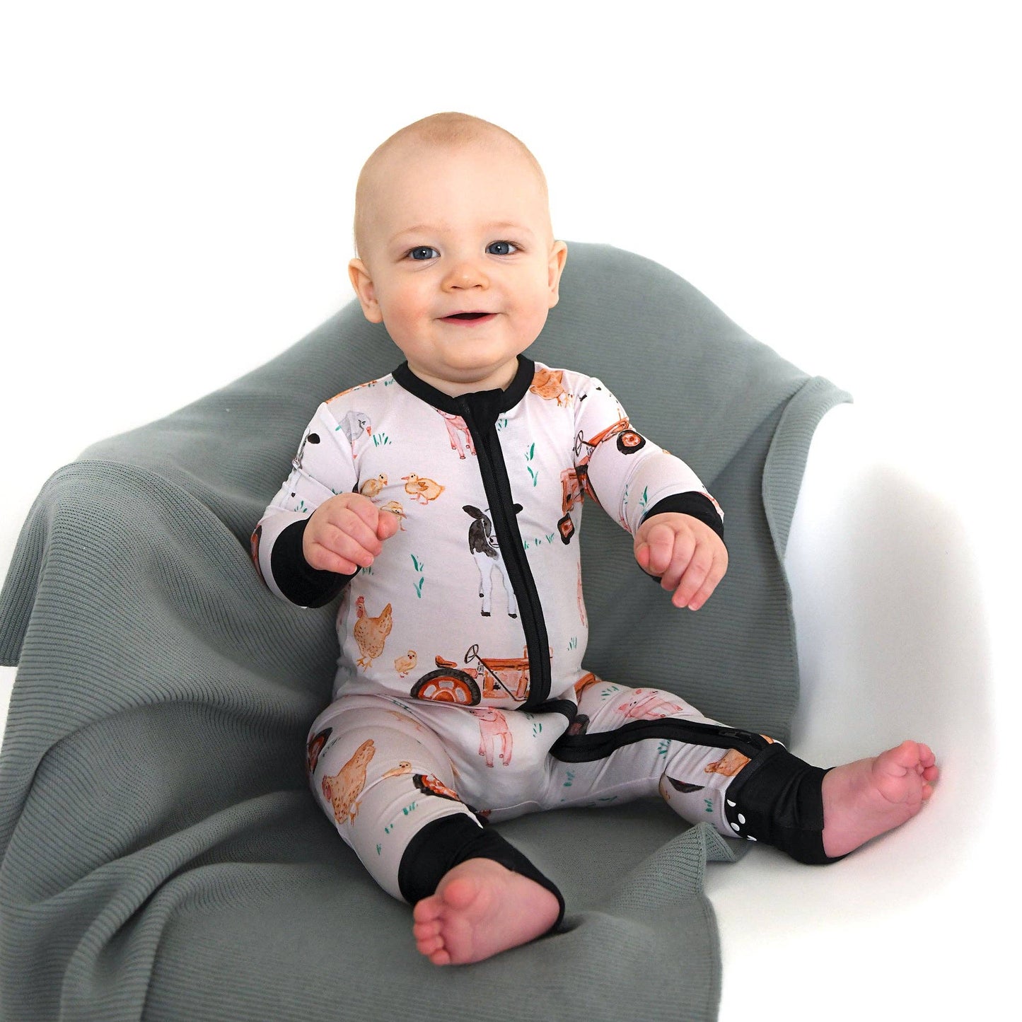 Millie Moo ZIP Bamboo Farm OnePiece 2-Way Zipper Baby Outfit