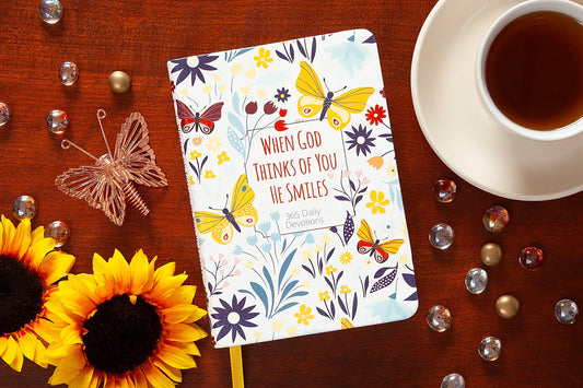 When God Thinks of You He Smiles (Yearlong Devotional)