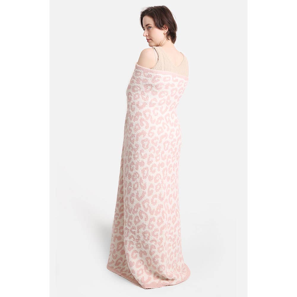 Leopard Patterned Reversible Throw Blanket