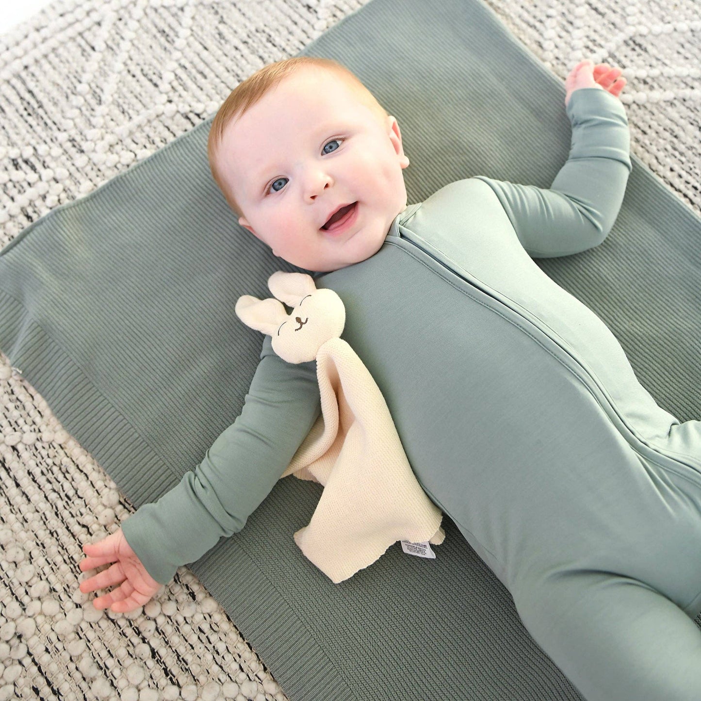 Eucalyptus ZIP Bamboo Keepsake Two Way Zipper Baby Outfit