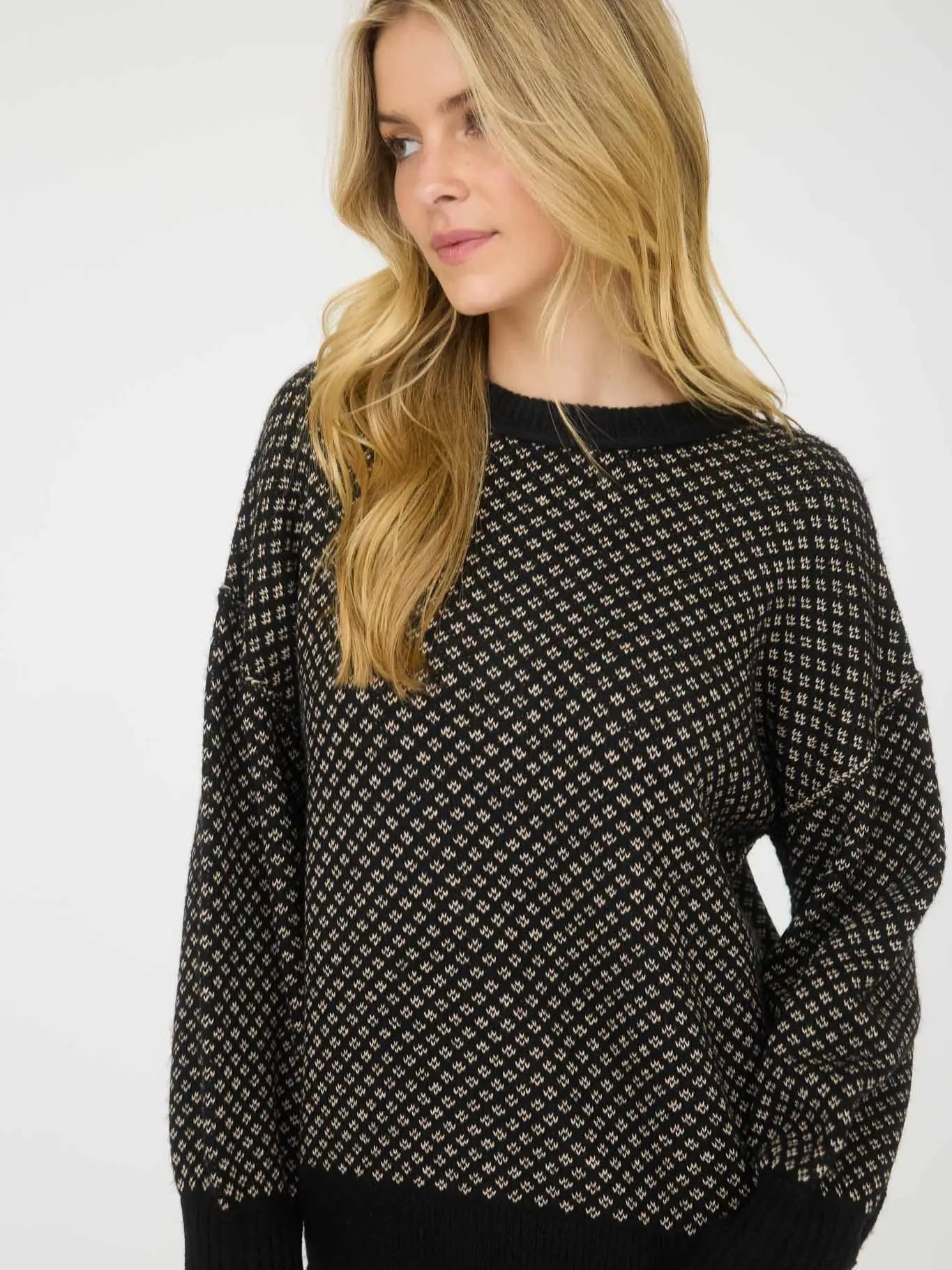 Black Mini Jacquard Crew Neck Long Sleeve Knit Sweater