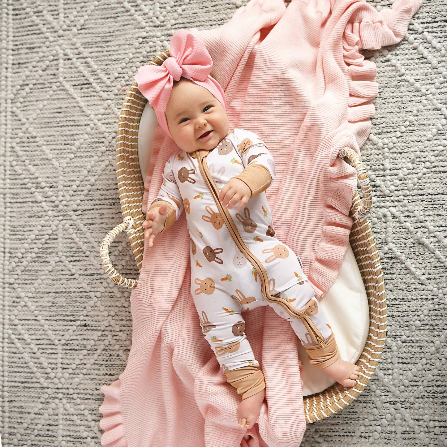 Noah ZIP Easter Bunny Bamboo 1-Piece 2way Zipper Baby Outfit