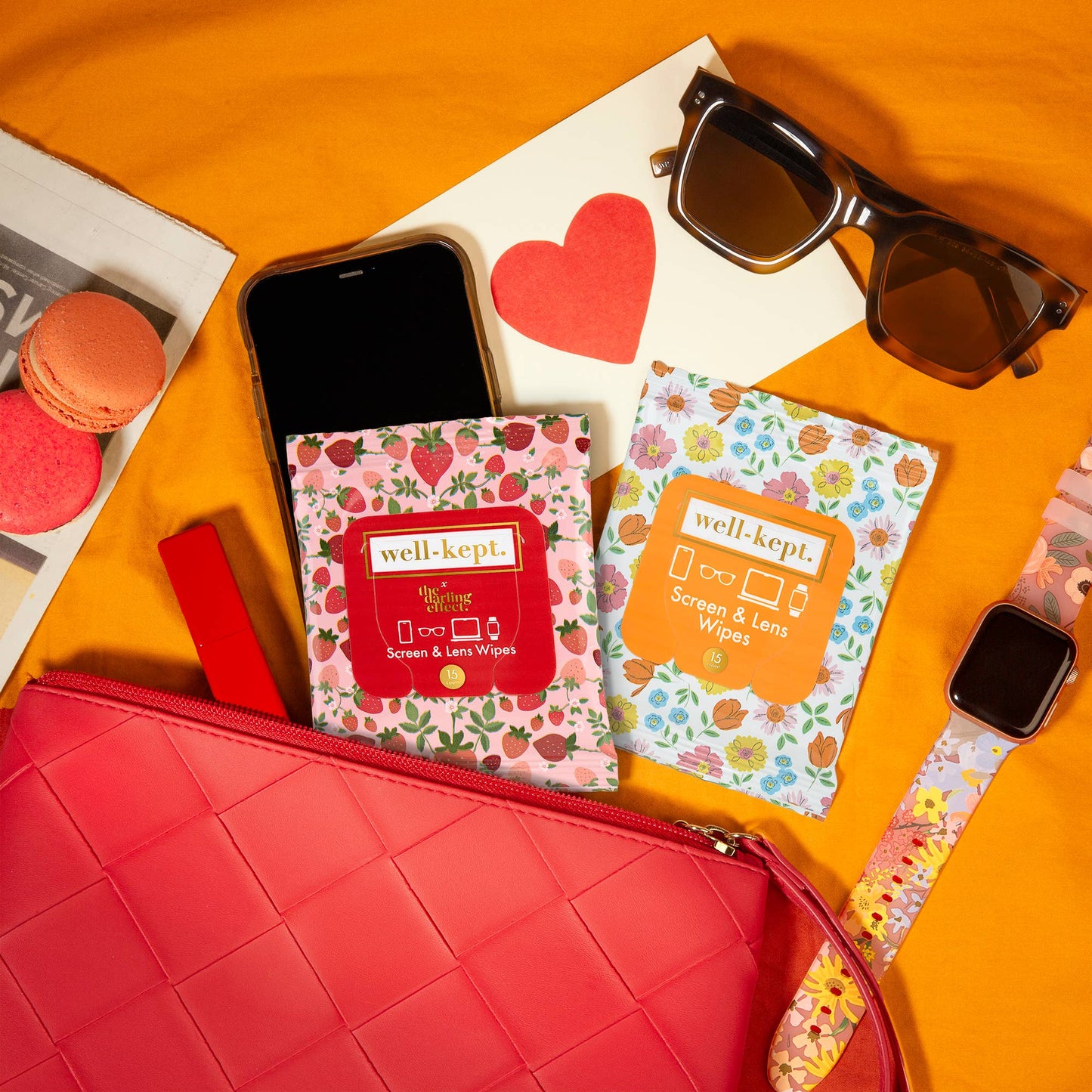 Well-Kept Strawberry Screen & Lens Wipes