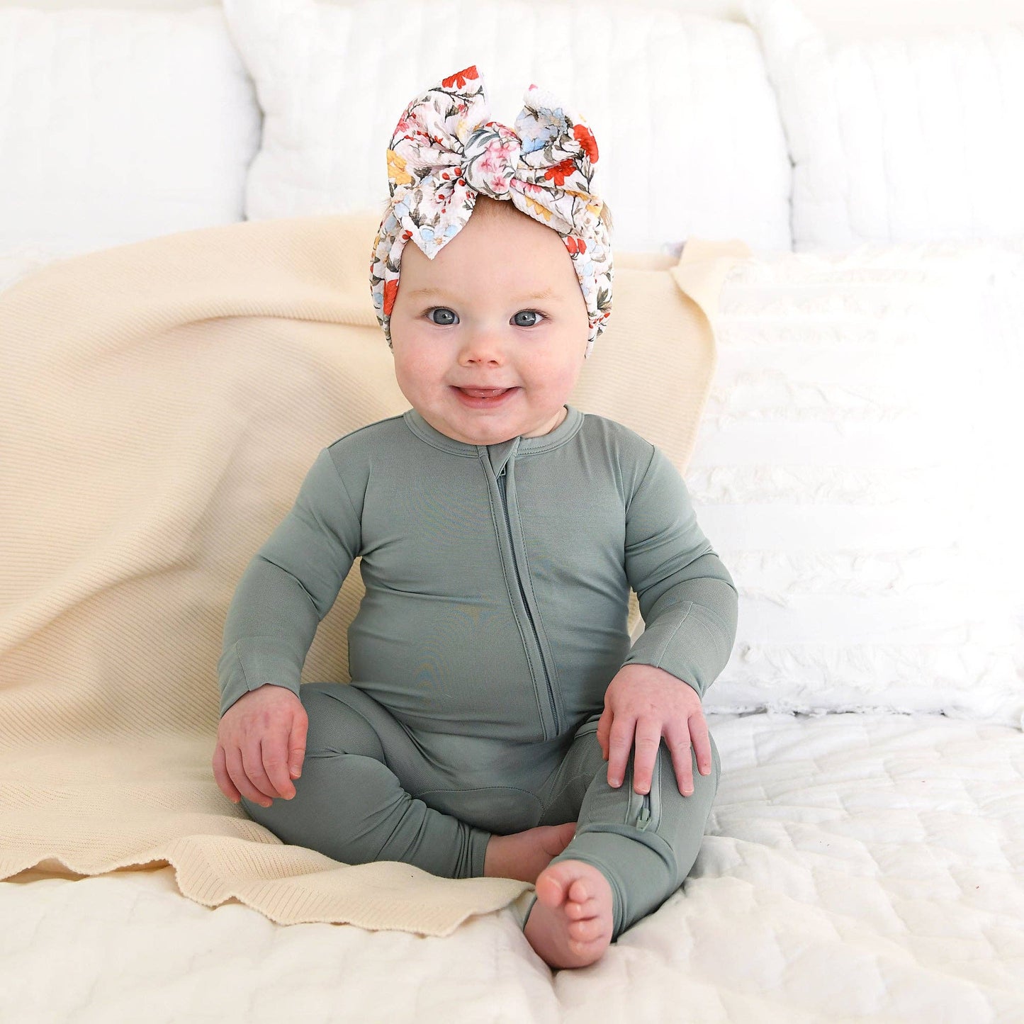 Eucalyptus ZIP Bamboo Keepsake Two Way Zipper Baby Outfit