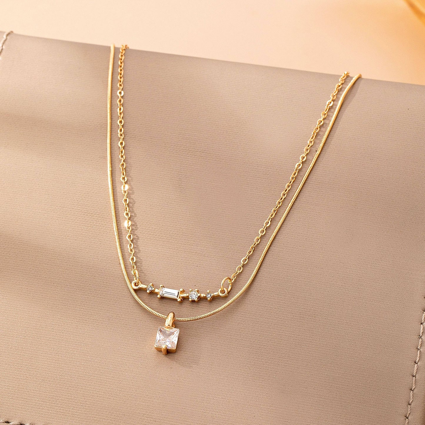 Layer Crystal Bar & Solitaire Square Necklace