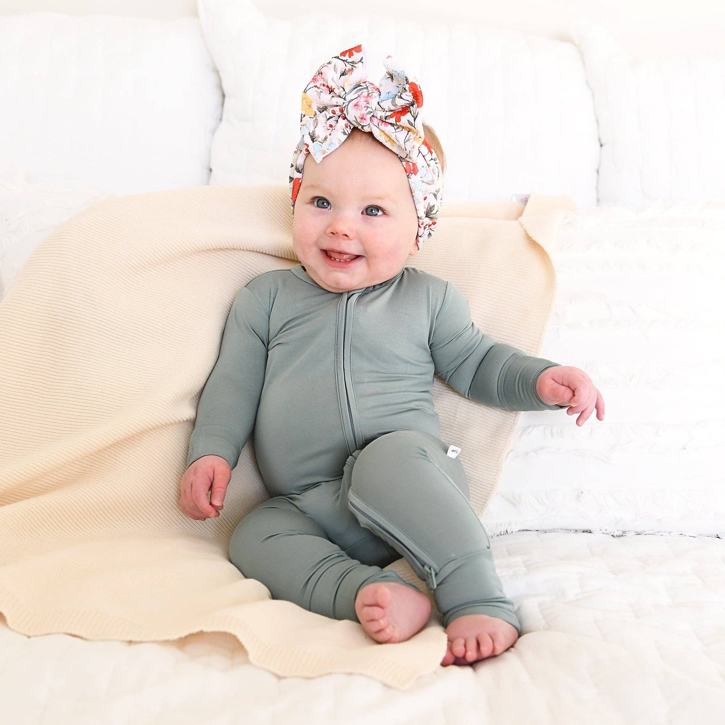 Eucalyptus ZIP Bamboo Keepsake Two Way Zipper Baby Outfit