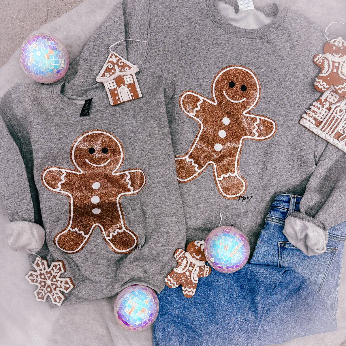 YOUTH Glitter Gingy Crewneck