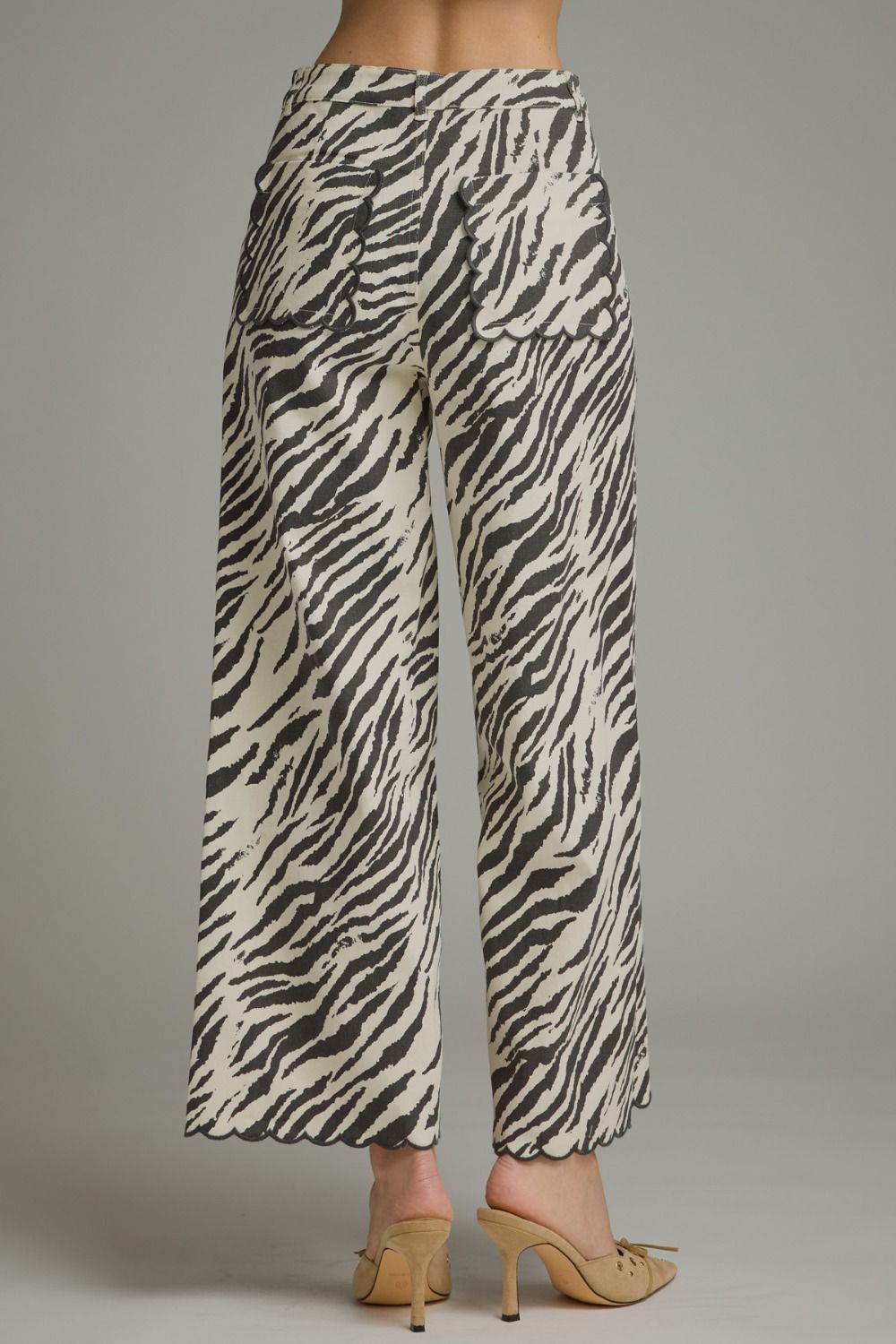 Zebra Print wide leg scallop trim pant